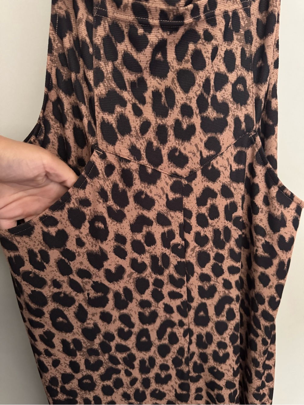 HALARA Leopard-Print Sleeveless Jumpsuit in Tan and Black - Picture 2 of 6